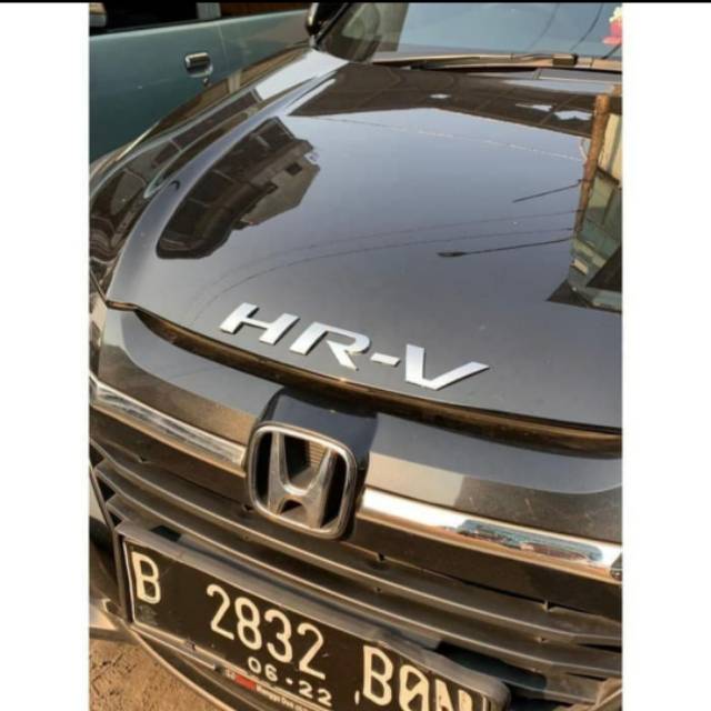 Emblem HR-V/ emblem kap mesin HR-V/ logo HR-V