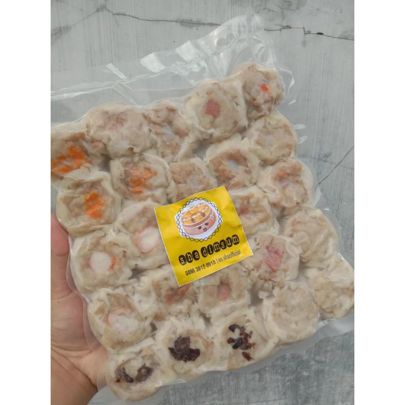 

DIMSUM FROZEN ISI 12 DAN 25