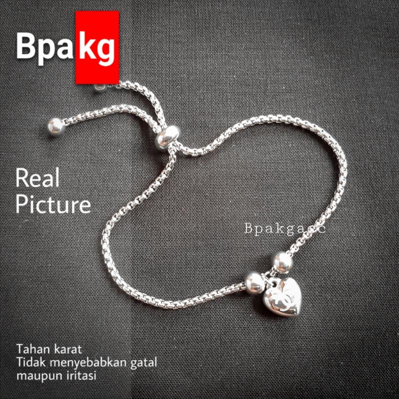 Gelang tangan Serut love cha Gelang titanium wanita anti karat besi putih asli silver simple bola