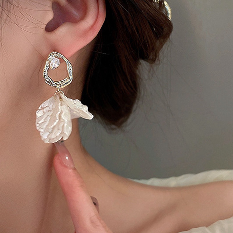 Anting Stud 925 Silver Needle Bentuk Kelopak Ikan Geometris Tidak Teratur Bahan Zirkon Gaya Perancis Untuk Wanita