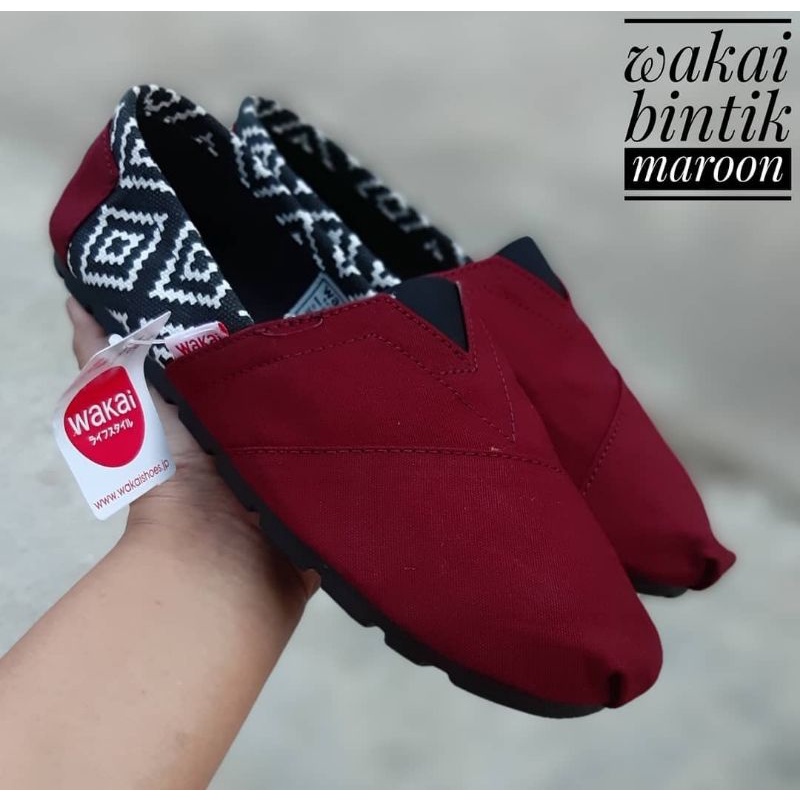 Sepatu Slip on Anak Pria Wanita Dewasa Wakai Maroon Tribal terbaru