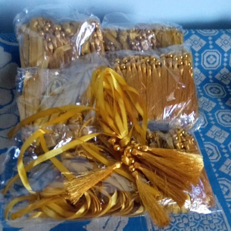 koncer rumbai buku yasin dan majmuk syarif pita dan bandul emas 20 cm