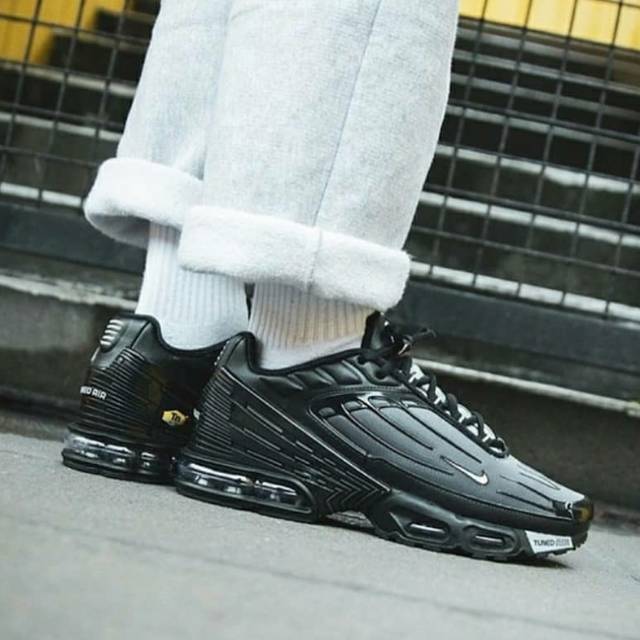 vapormax plus 44
