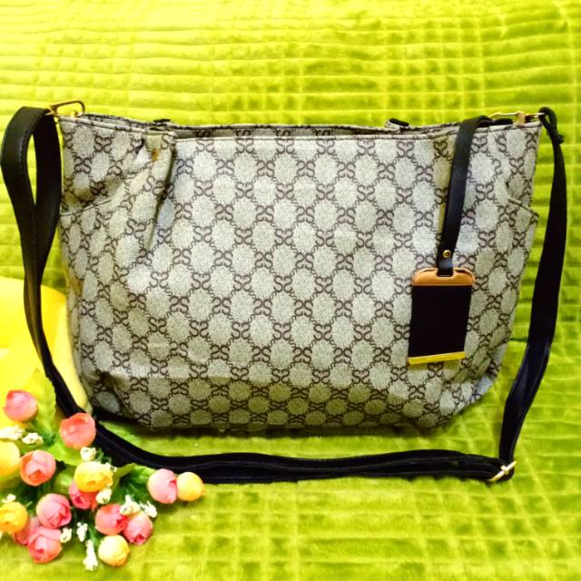 Tas sling besar ssamzie