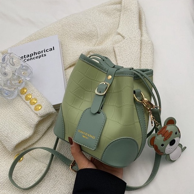 ( 2PC 1KG ) GTBI998878849 New Arrival  !!!  Tas Selempang  Tas Wanita Import  Premium Terbaru