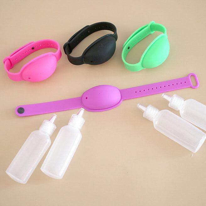 Soap n hand sanitizer portable dispenser / gelang wadah sabun handsanitizer