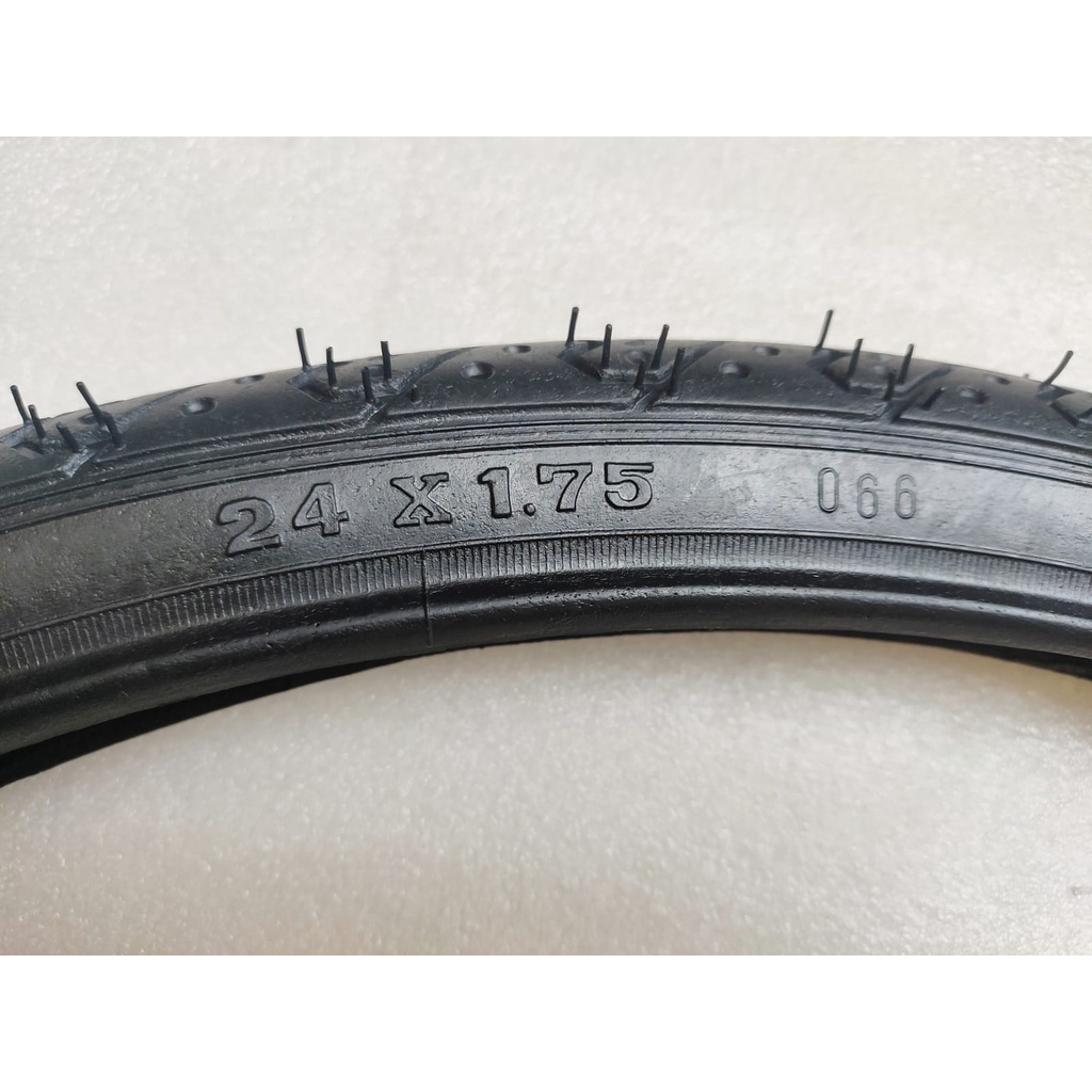 BAN LUAR 24 X 1.75