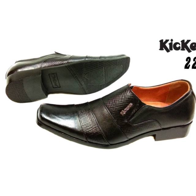 SEPATU PANTOPEL KICKERS