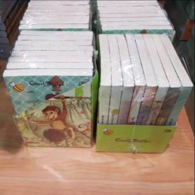 Box set enid blyton seri kumbang