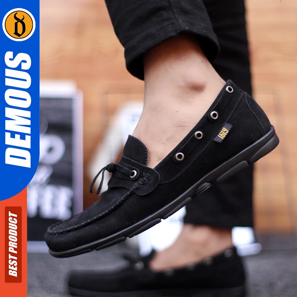 DEMOUS Kayoru - Sepatu Slip On Pria Casual