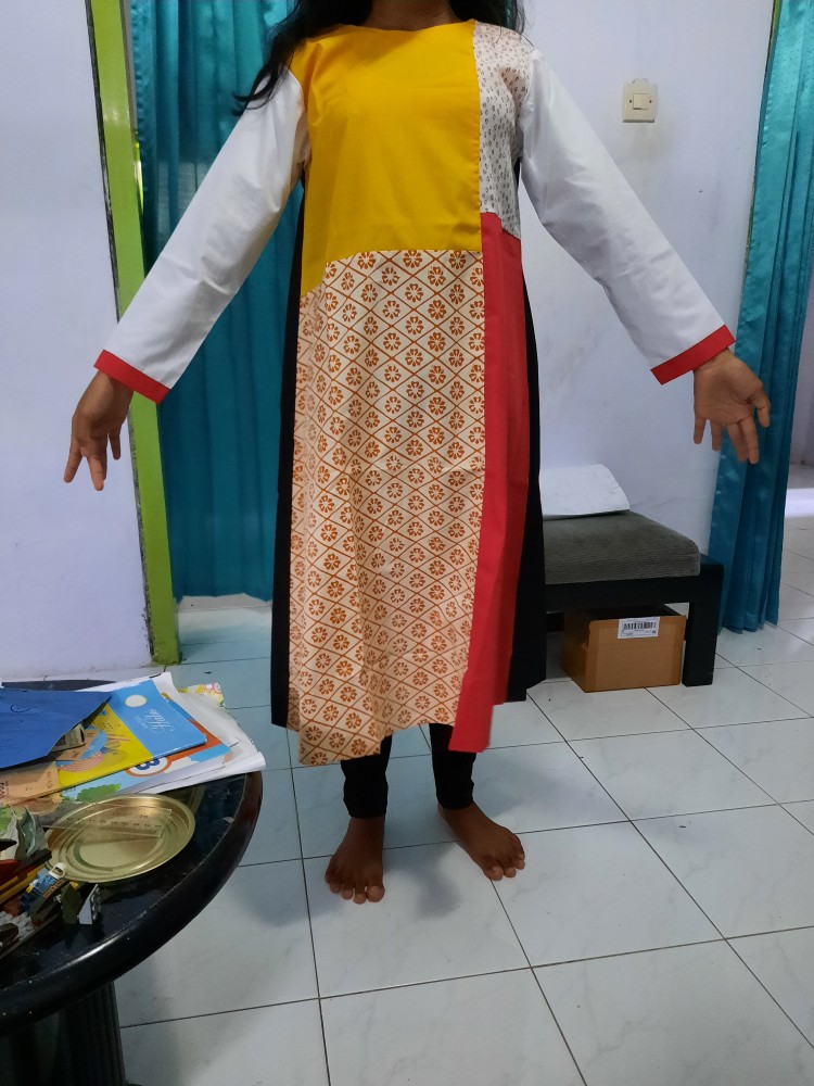 Baju Tunik Batik Anak Perempuan Lengan Panjang Larissa Series Batik Warna Kuning