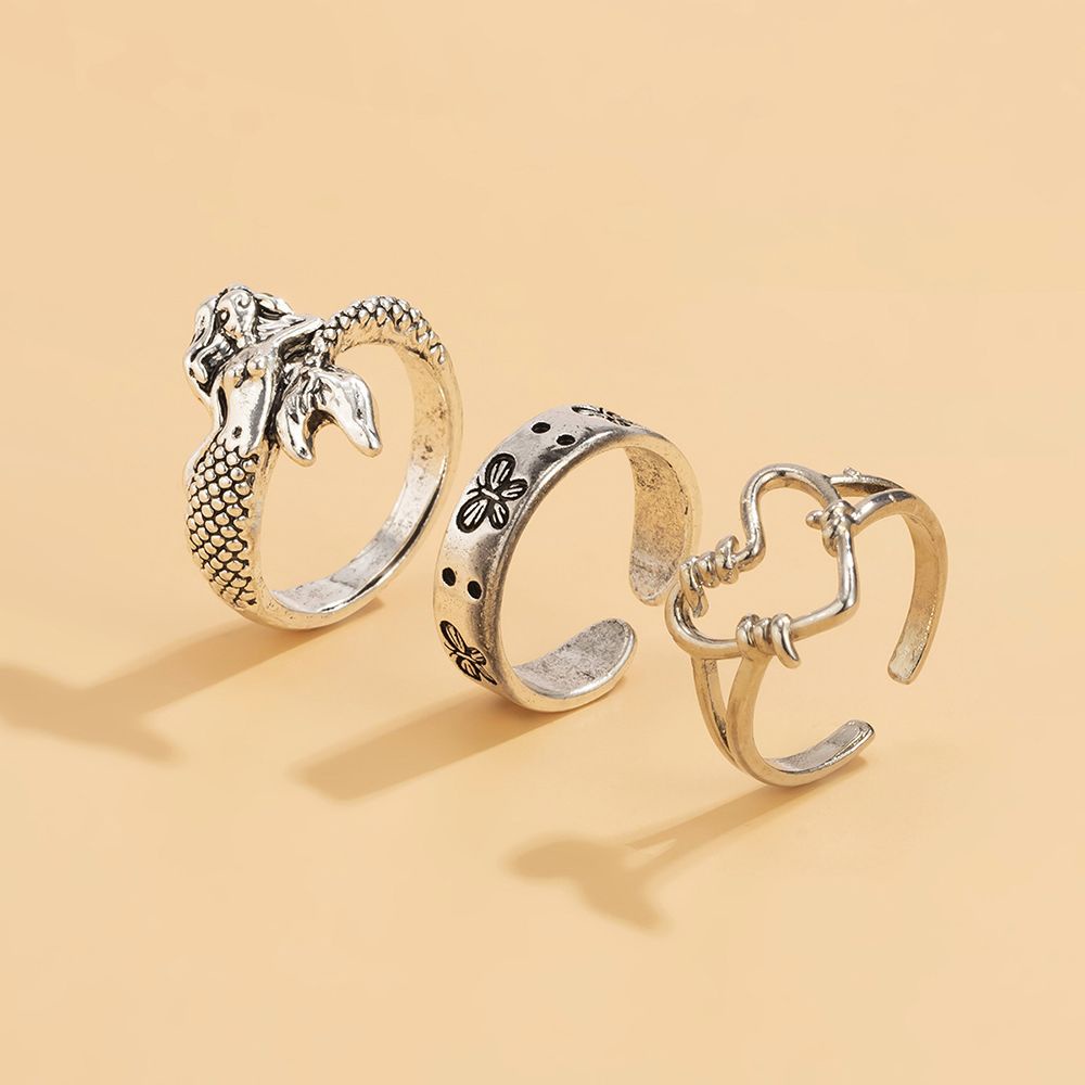 Needway  Adjustable Love Heart Ring Set Retro Fashion Jewelry Korean Style Ring Butterfly Male Personality Geometric Alloy Hip Hop Women Finger Ring