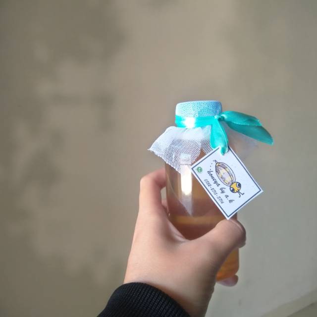 

Honeya little blue
