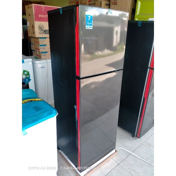 kulkas 2 pintu aqua D261