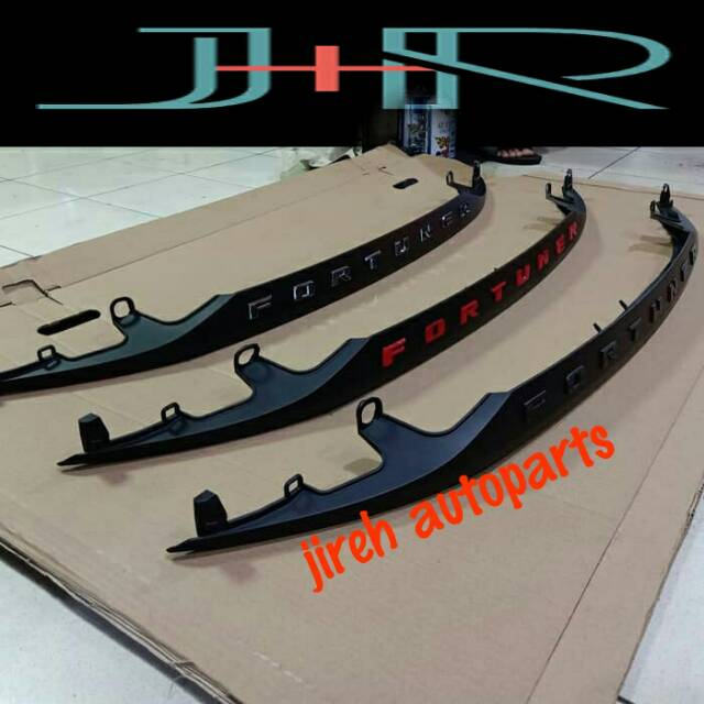 Trunklid fortuner vrz trunklid garnis belakang fortuner vrz