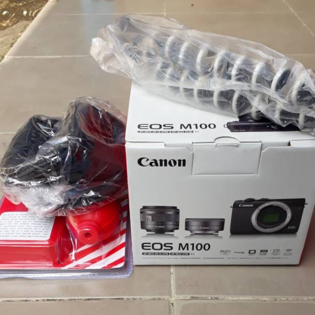 Canon m100 kit