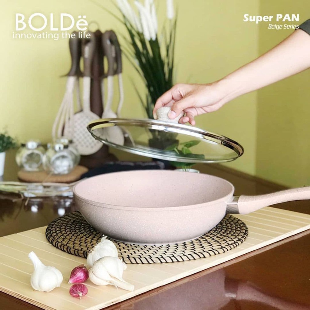 WAJAN KERAMIK BOLDE SUPER PAN 28 CM WOK + GLASS LID BEIGE Wok pan Bolde Anti Lengket