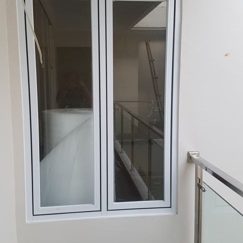 Kusen jendela aluminium kaca Lengkap tinggal pasang