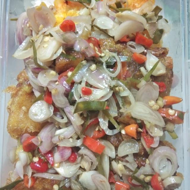 

Daging goreng sambal matah