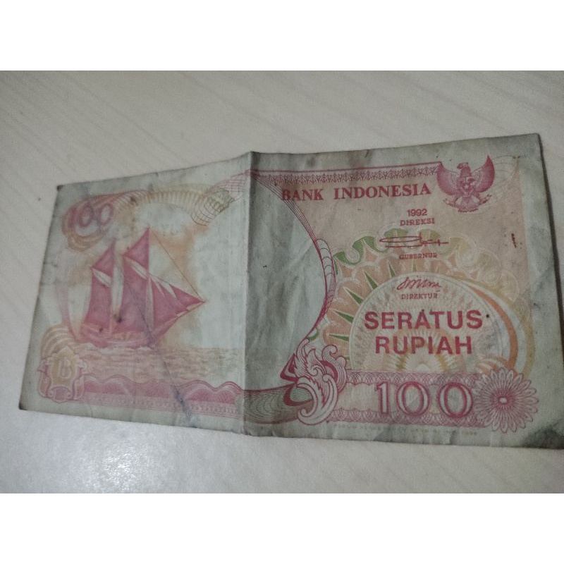 UANG KERTAS ANTIK 100 RUPIAH TAHUN 1992