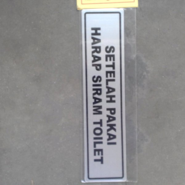 

Dijual sign board setelah di pake harap di siram toile Limited