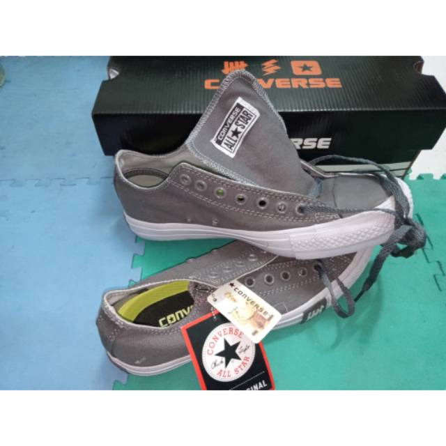 Sepatu Sneakers converse All star ORI
