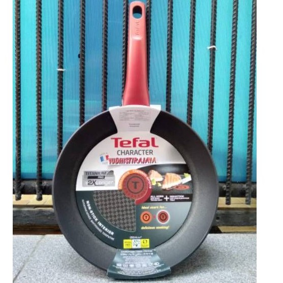 Wajan Teflon Tefal Cookware Character Frypan 24cm FP24 Original