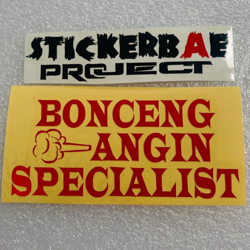 Stiker kata kata viral bonceng angin specialis cutting sticker motor helm