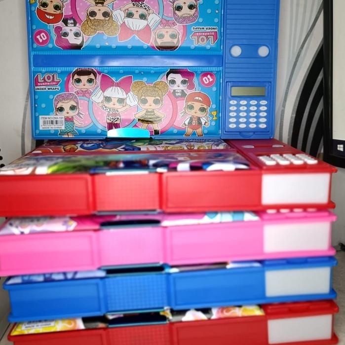 

Hot Sale - KOTAK PENSIL/TEMPAT PENSIL/BOX PENSIL ANAK SEKOLAH VARIAN COWOK DAN CEWEK KALKULATOR TOMBOL BESAR 시