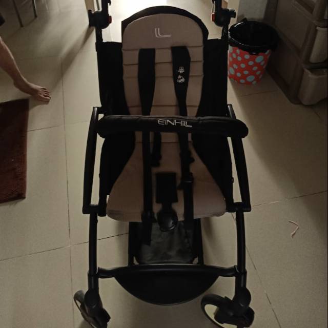 Einhill Armadillo Stroller