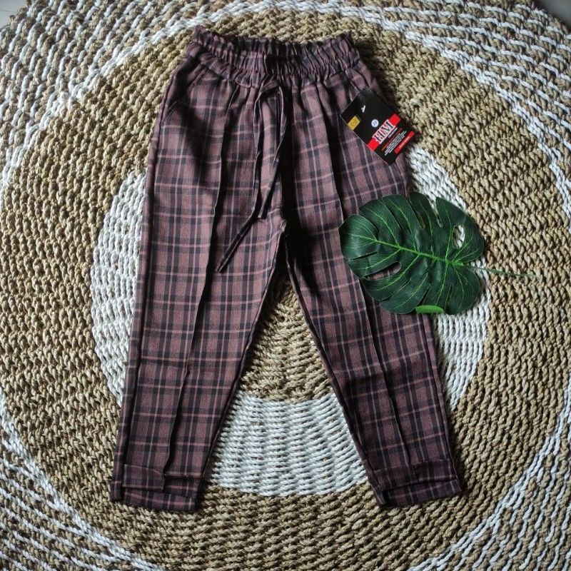 Celana Baggy Pants Motif Kotak Anak Perempuan Usia 6_15 Tahun / Baggy Pants Anak / Celana Panjang Anak Perempuan / Celana Motif Kotak Anak Perempuan / Celana Motif Anak / Celana Anak Perempuan