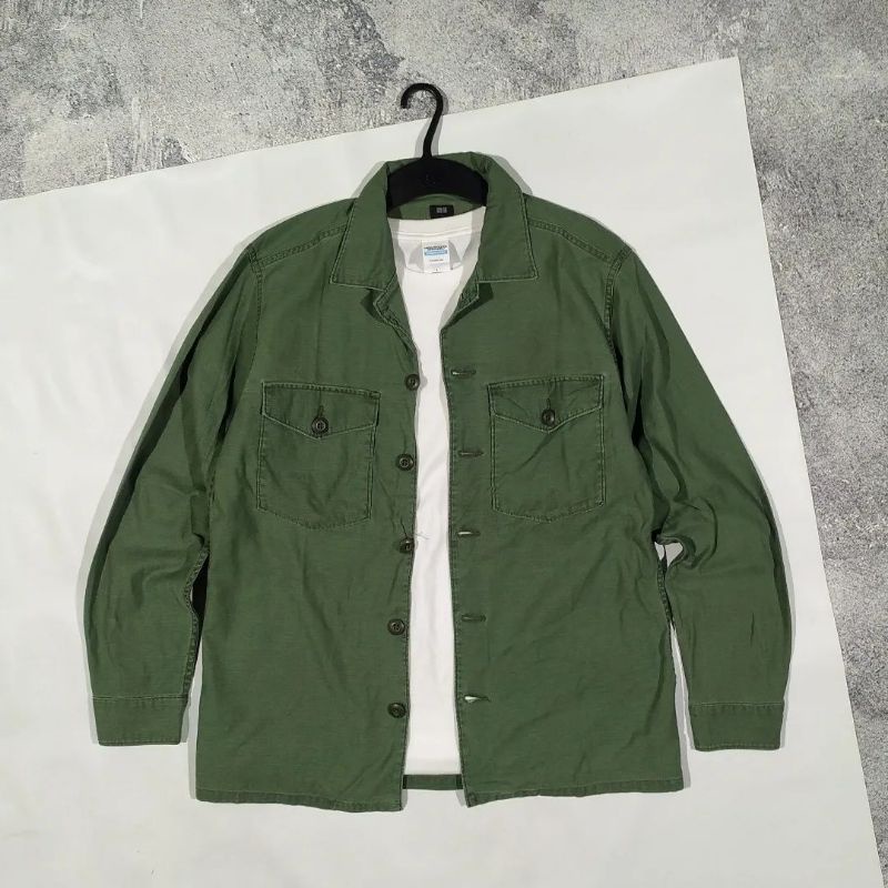 uniqlo OG-107 shirt