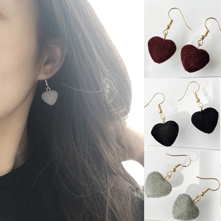 Jepang Korea manis permukaan mewah tiga dimensi berbentuk hati liontin rumbai ear hook anting-anting