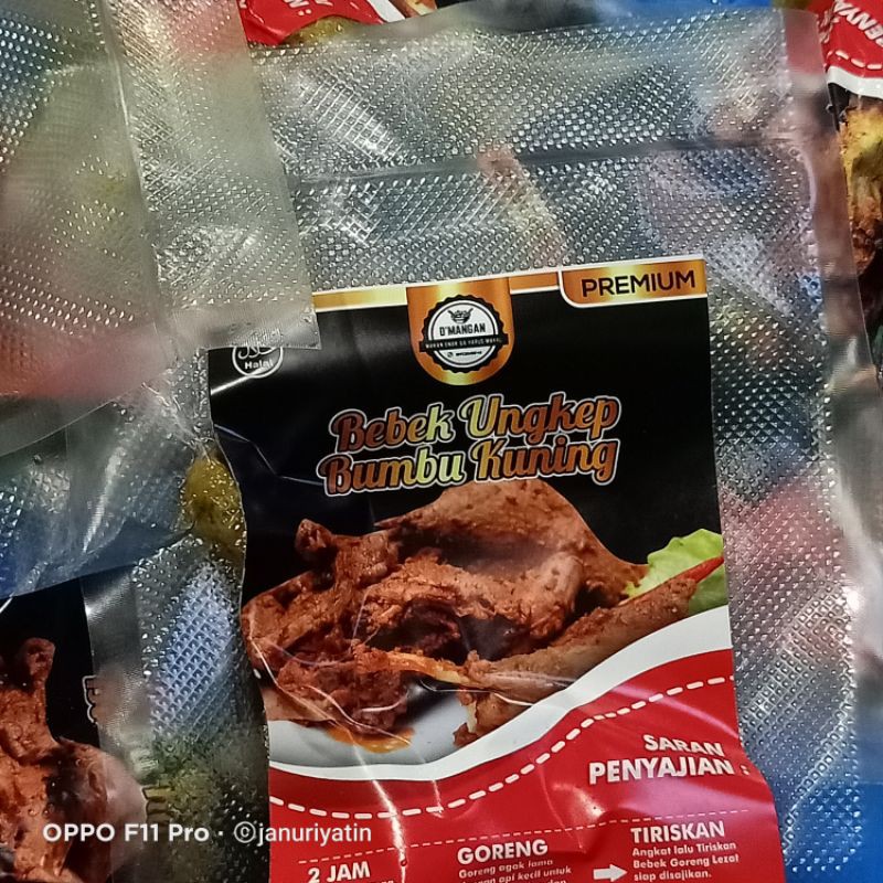 

paha bebek ungkep bumbu kuning