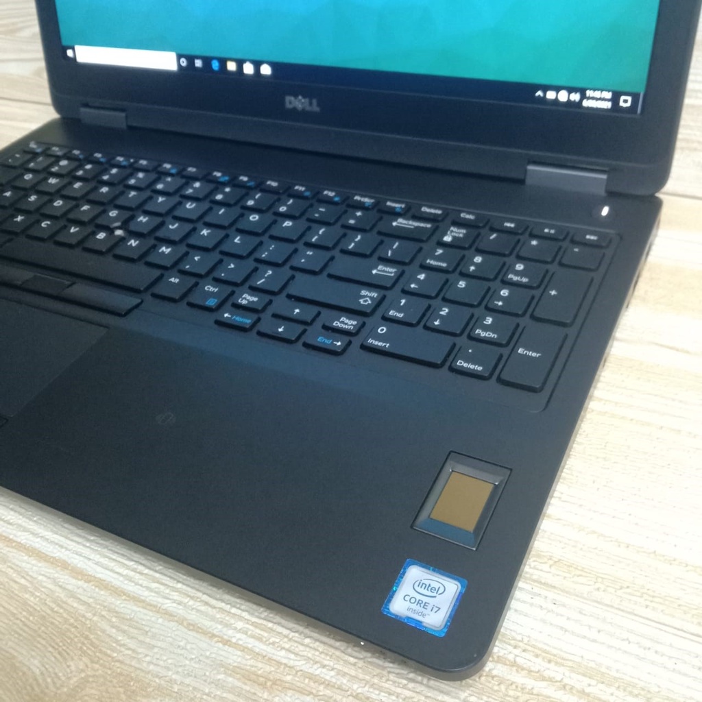 LAPTOP DELL LATITUDE E5570