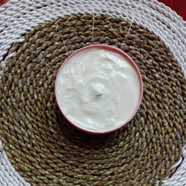 Handbody pemutih ampuh permanen/ dosting super