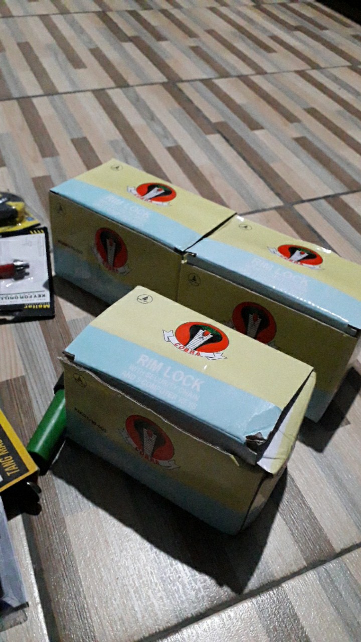 Kunci Otomatis Pintu Besi Gerbang Henderson Cobra Hitam Computer Key