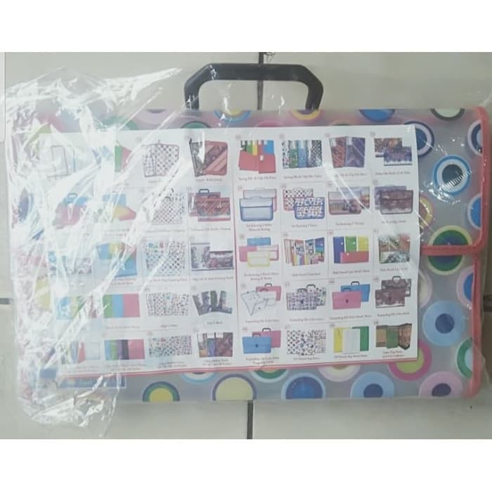 

EXPANDING FILE JENIA