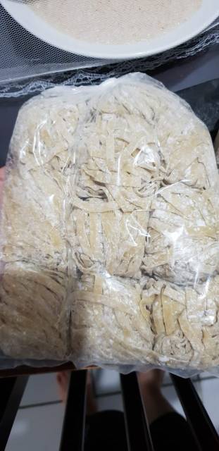 Bakmie168 / Mie Mentah Spesial Telur Bebek