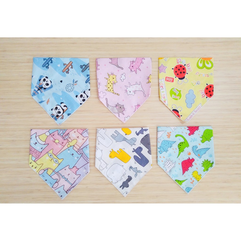 Celemek Bayi Segitiga / Slabber Segitiga bayi/ bibs Bayi/ Slaber Tatak Liur