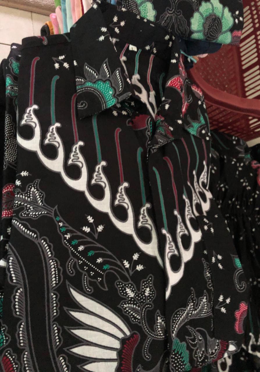 Batik Couple Keluarga Modern Sania Ruffle Ori Ndoro Jowi Dnt Motif Kupu Abu