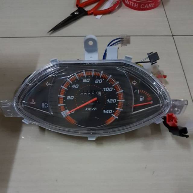 SPEEDOMETER/KILOMETER ASSY VARIO