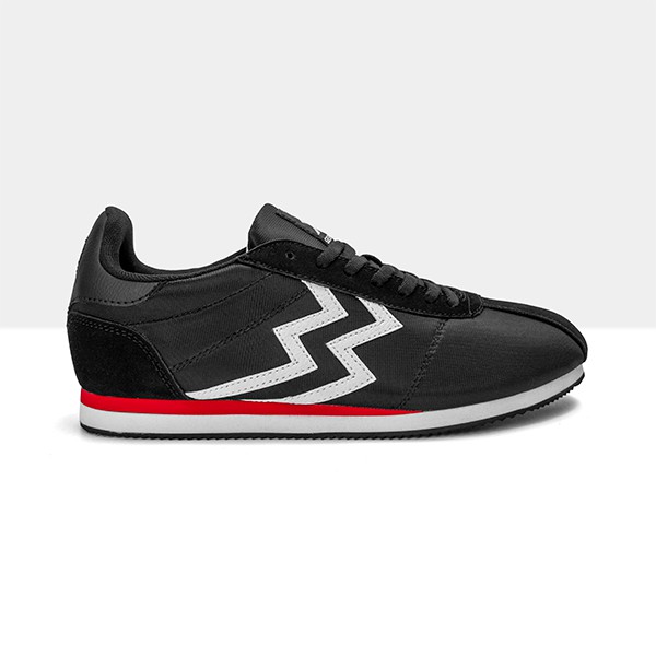 

Athletica Official Shop - AT 231 Black White | Sepatu Running | Sepatu Pria