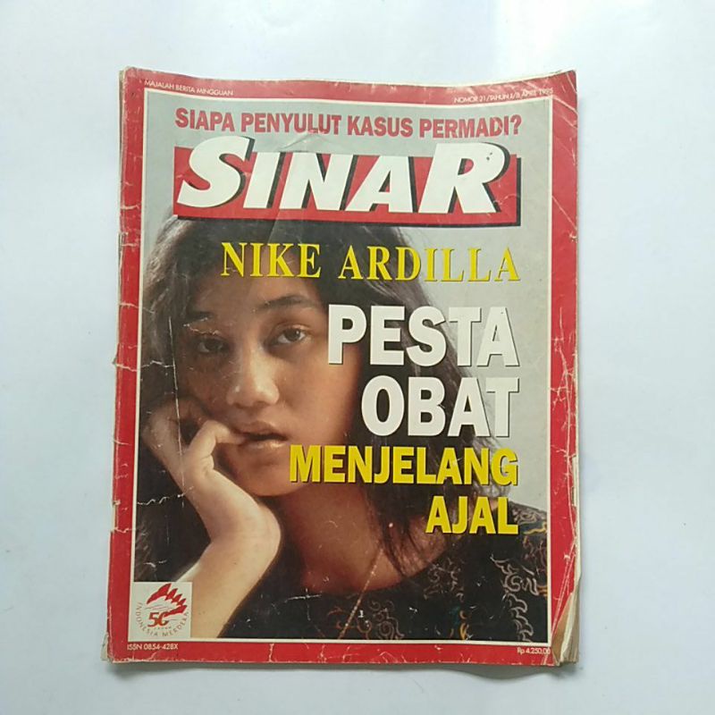 Jual Majalah Jadul Sinar Cover Nike Ardila Pesta Obat Menjelang Ajal No