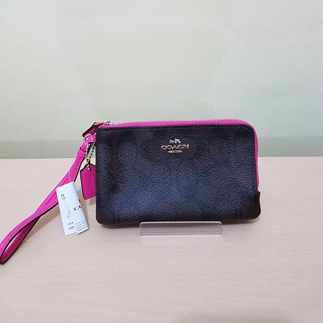 Dompet Kecil Coach Original / Coach Small Wristlet Signature Mahogany Fuchsia