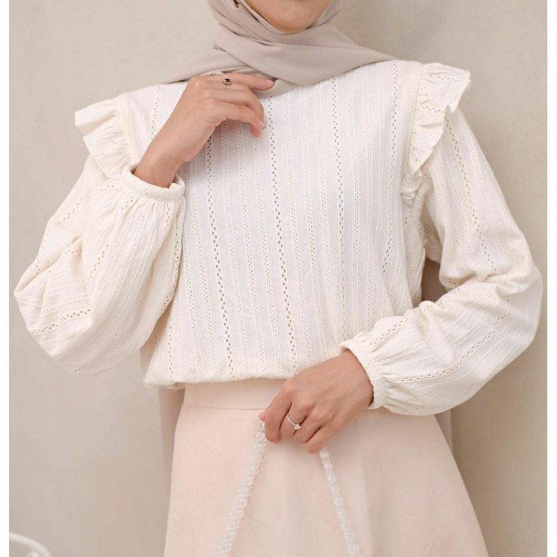 Lily Blouse by edmee