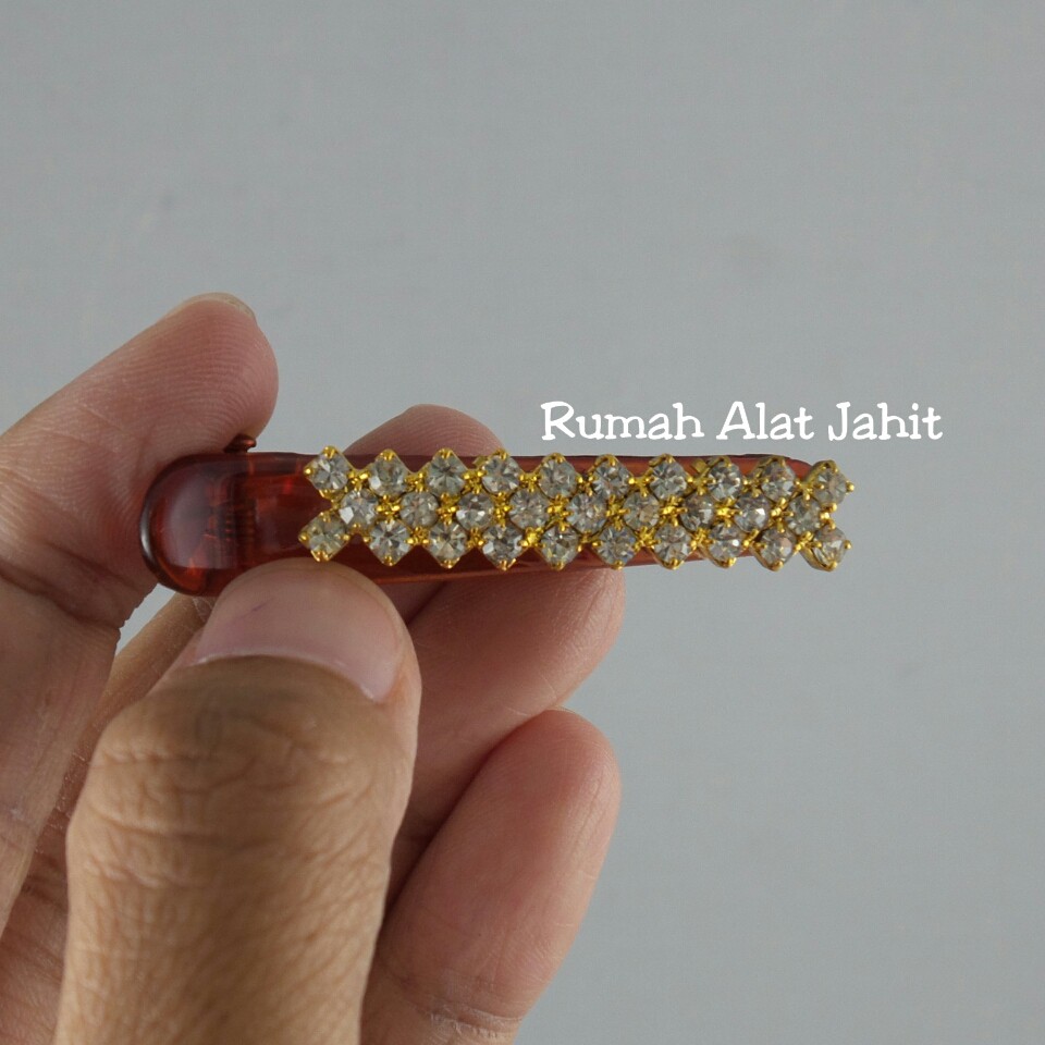 Jepit Rambut / Hair Clip Permata Baris Silang 4.5cm (sepasang)