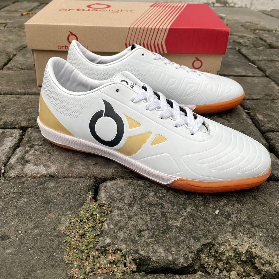 P4T3 SEPATU FUTSAL ORTUSEIGHT JOGOSALA BBS sepatu futsal terlaris 0K6