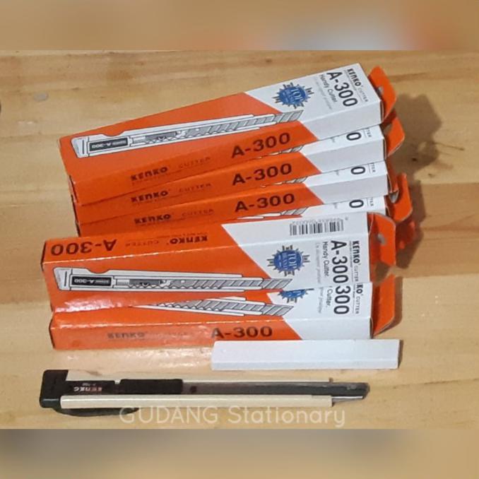 

Promo Cutter Kecil A-300 Kenko + Isi 1 Pack Diskon