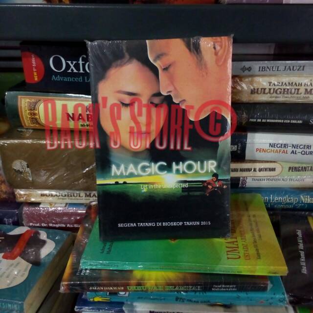 Buku Novel Magic Hour By Tisa Ts Dan Stanley Meulen Shopee Indonesia